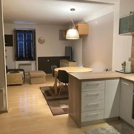Apartman Nina - Apartamento